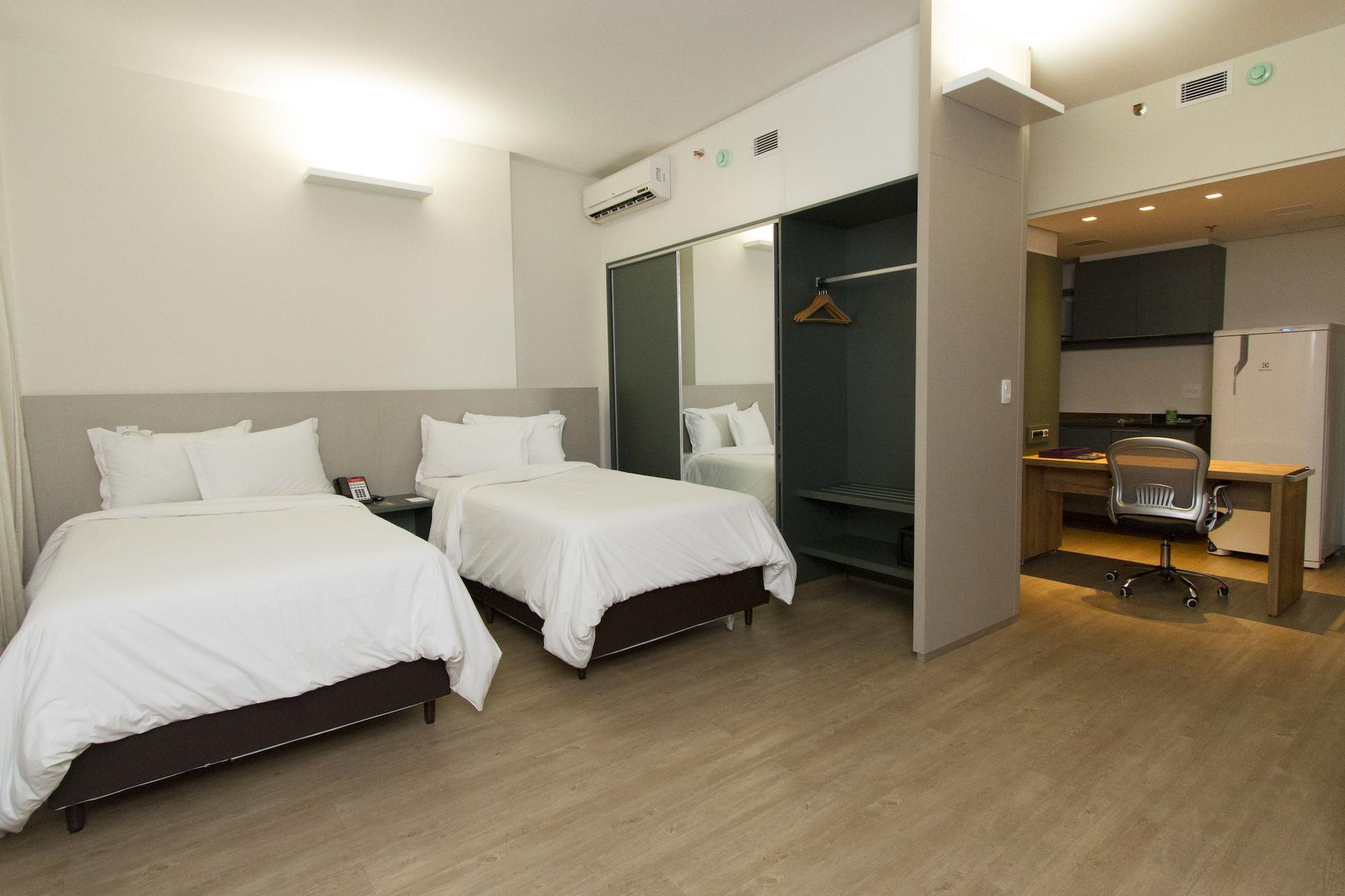 Esuites Virginia Luxemburgo 4*