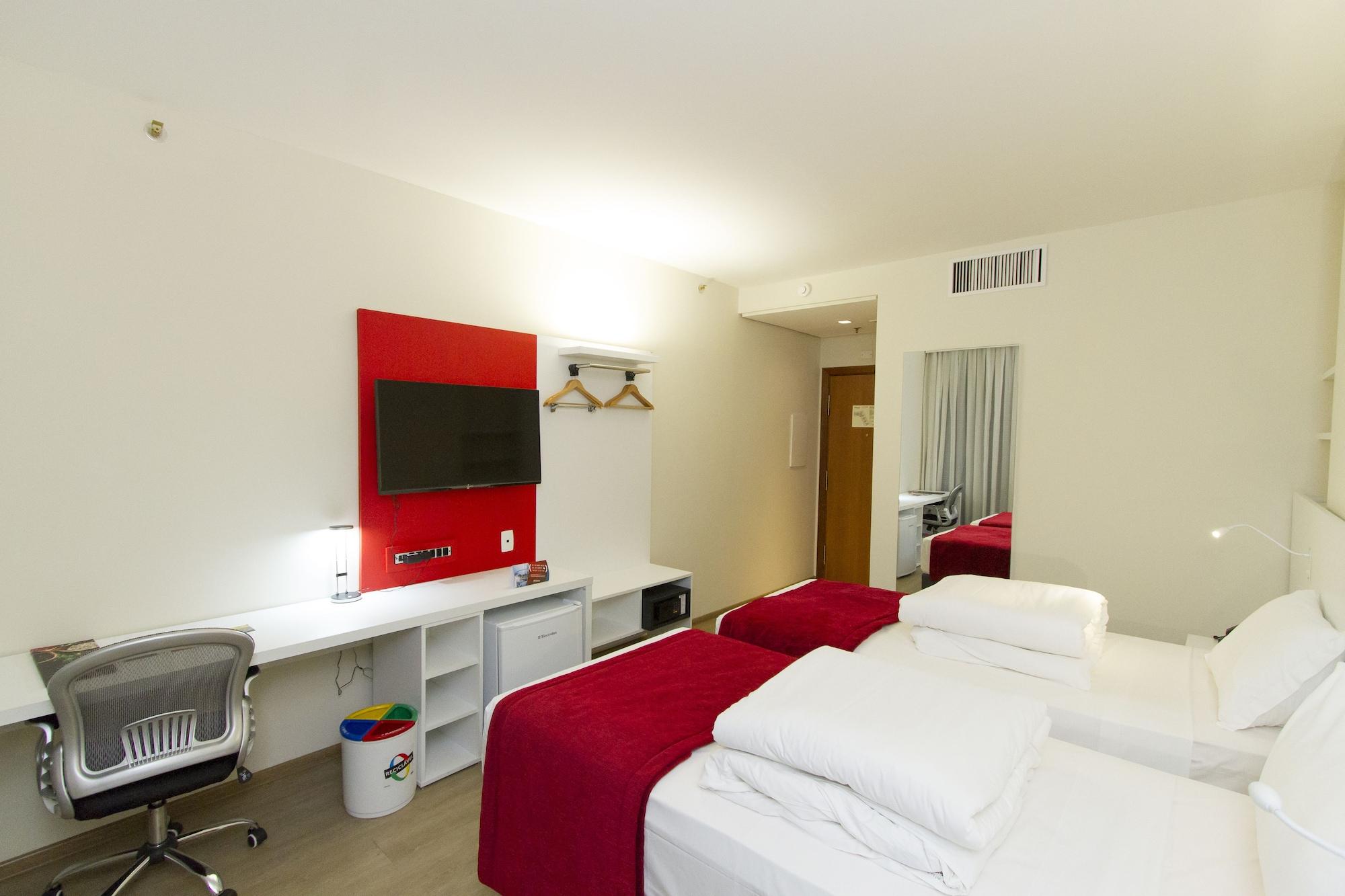 Esuites Virginia Luxemburgo 4*
