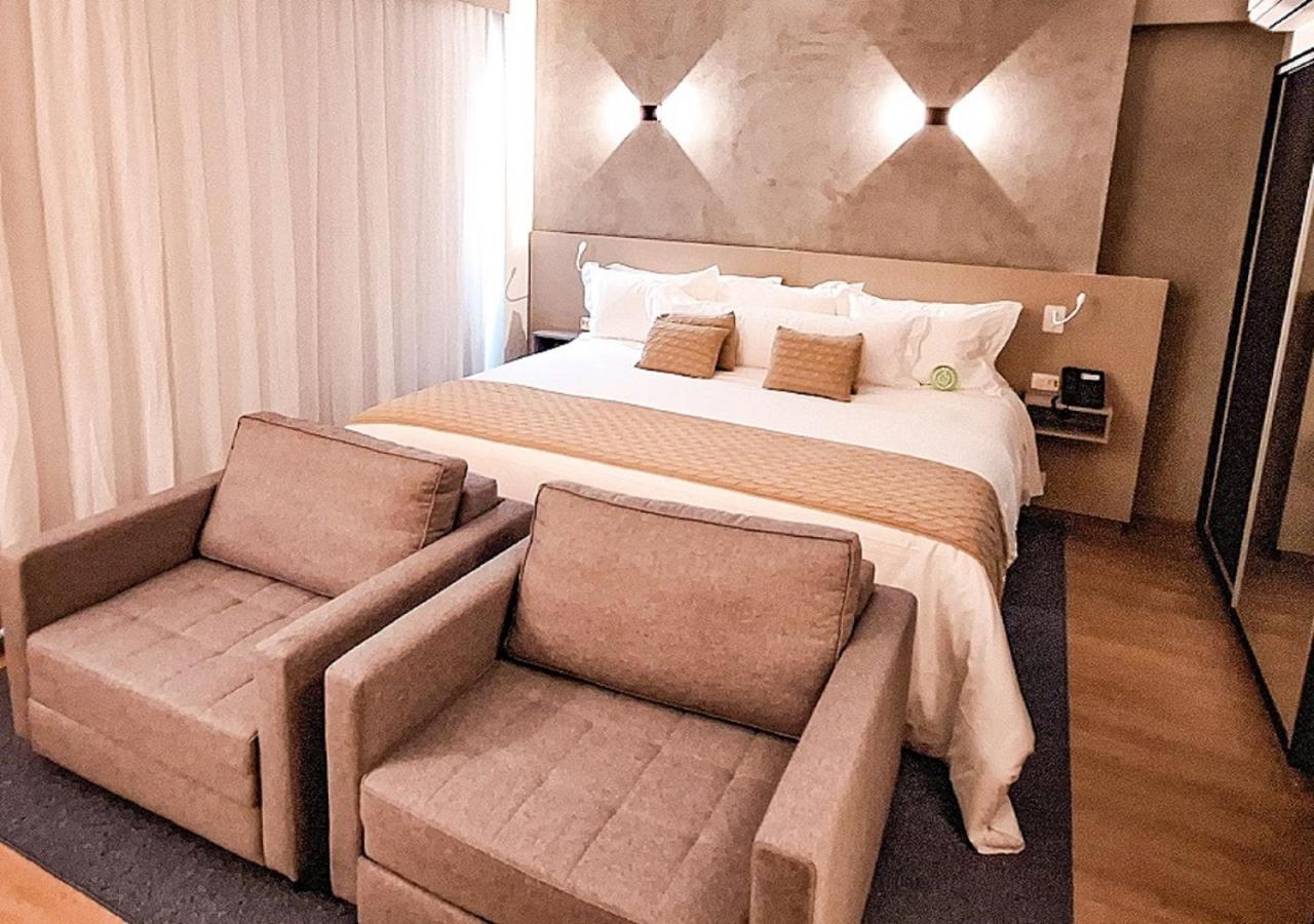 Hotel Esuites Virginia Luxemburgo 4*