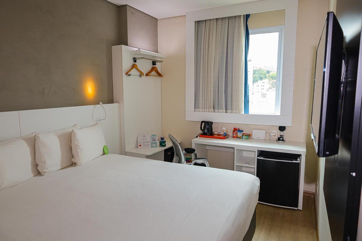 Hotel Esuites Virginia Luxemburgo